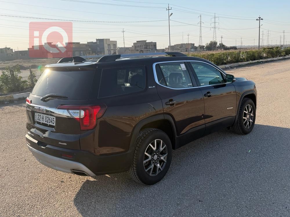 جي ام سي اكاديا